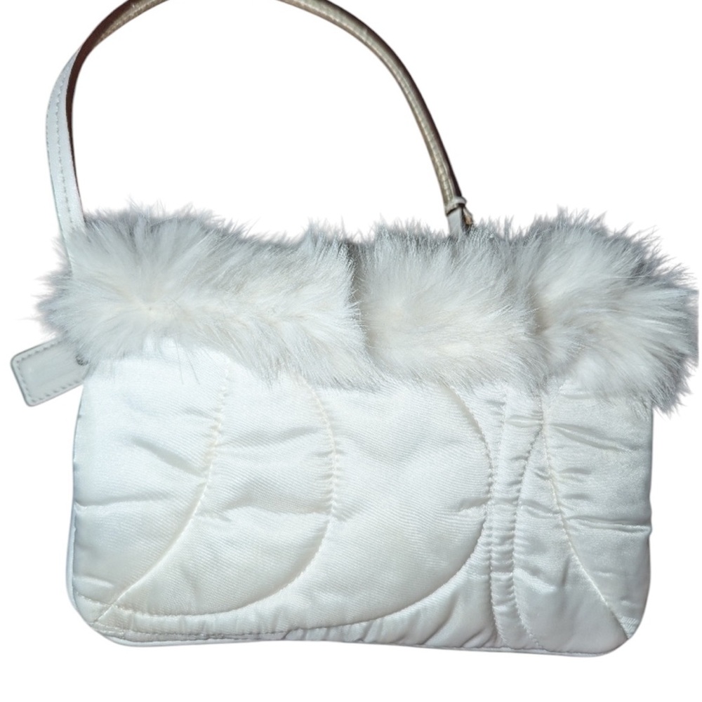 AUTH COACH NEW ARCHIVAL SKI POUCHETTE 🎿WRISTLET IN SATIN NYLON QUILTED WHITE FUR